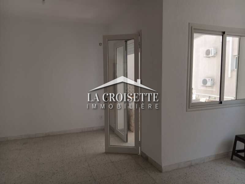 Appartement S+2 à La Soukra